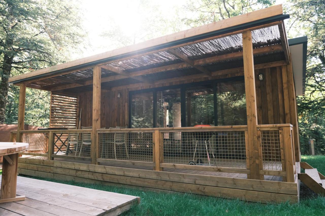 Lodge Avec Spa Privatif - Foret Et Lac Liginiac Exterior photo